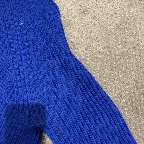 RAG & BONE DEEP V NECK TALIA SWEATER SIZE LARGE - Picture 4 of 4